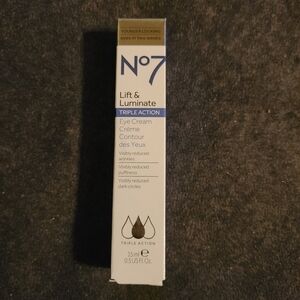 No7 lift luminate triple action eye cream